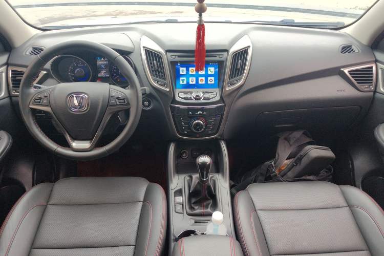 Used CHANGAN CS75 2016 1.5T Manual FENGSHANG Model

