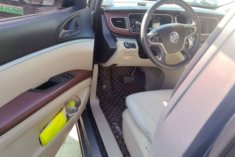 Used Buick GL8 2017 25S Comfort Version China V Standard
