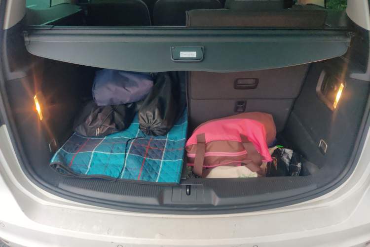 Used Volkswagen Sharan 2018 380TSI Comfort Edition 7-Seater Trunk