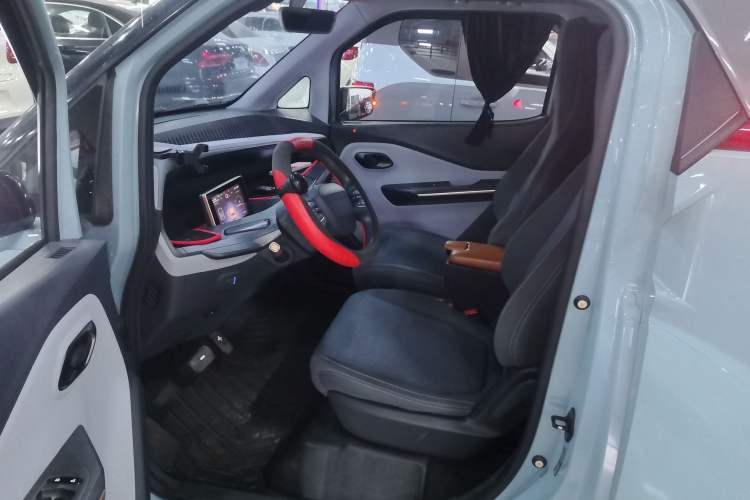 Used Wuling NAMMIEV 2021 Playful Model – High-Power Version Left Front Seat