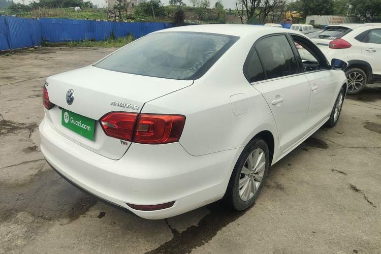 Used Volkswagen Sagitar 2014 1.4TSI Automatic Luxury Model
