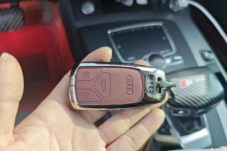 Used Audi Q5L 2020 45 TFSI Prestige Fashion Model
