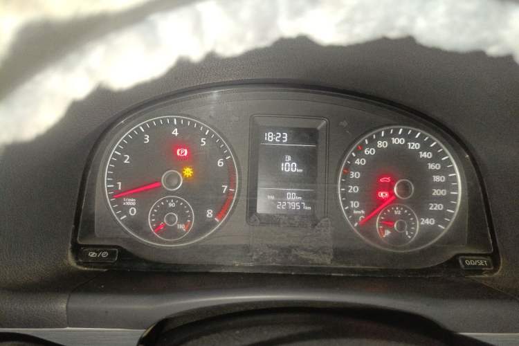 Used Volkswagen Touran 2013 1.4T Manual Fashion Edition 5 Seats Instrument Cluster