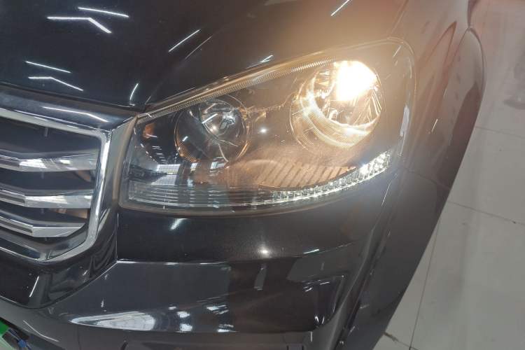 Used Great Wall Wingle 5 2017 2.0T European Version Diesel Two-Wheel Drive Elite Plus Big Double-Cab GW4D20D