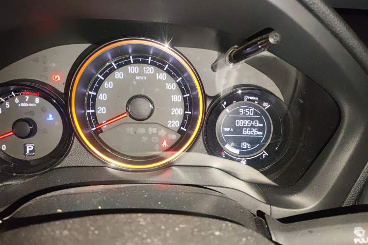 Used Honda XR-V 2017 1.8L EXi CVT Comfort Version