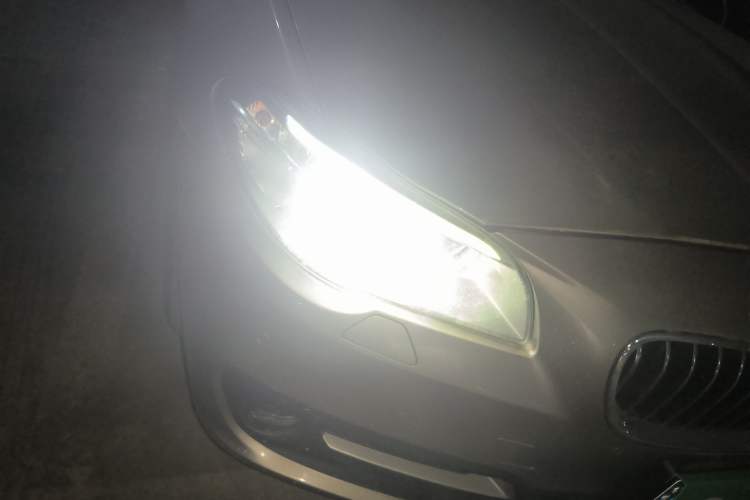 Used BMW 5 Series 2014 525Li Leading Model