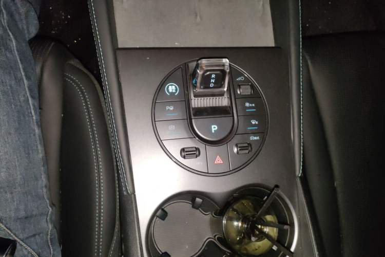 Used BYD Seal 06 New Energy 2025 DM-i Smart Drive 120KM Deluxe Model Gear Lever