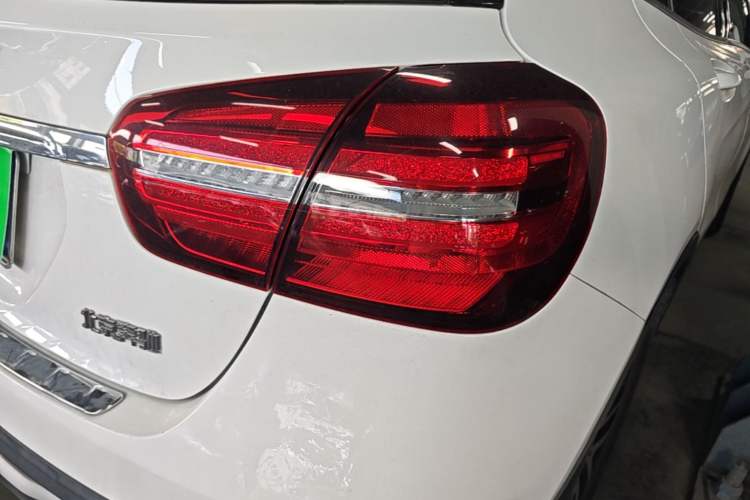 Used Mercedes-Benz GLA 2017 GLA 200 Fashion Model
