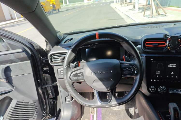 Used Lynk & Co 02 Hatchback 2021 2.0TD Halo
