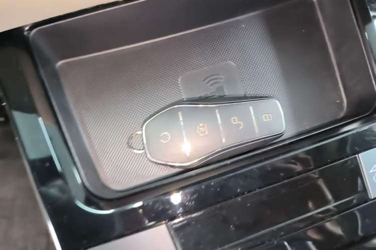 Used BYD Yuan Pro 2021 401 km Deluxe Version Vehicle Key