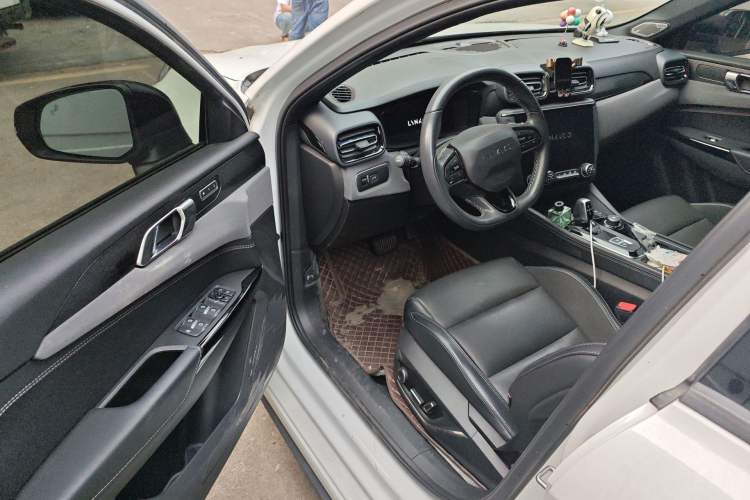 Used Lynk & Co 03 2022 1.5TD DCT JingPro
