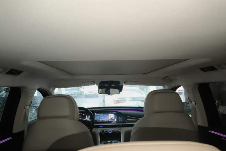 Used EXEED Lingyun 2024 400T Four-Wheel Drive Star Prestige Edition Headliner