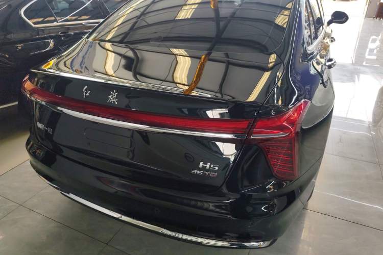Used Hongqi H5 2024 1.5T DCT Smart Connect Flagship Edition Rear