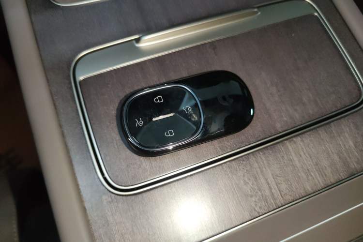 Used Nio ES8 2026 Model 6-seat Executive Luxury Edition