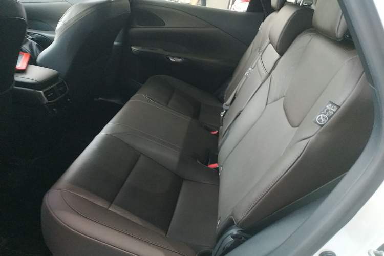 Used Lexus RX 2023 350h Two-Wheel Drive Comfort Edition Left Rear Seat