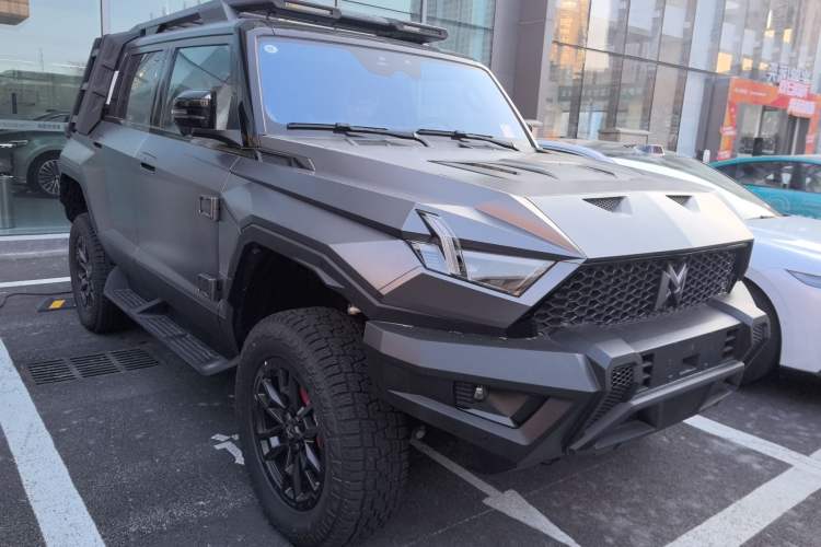 Used Brave warrior 917 2023 Range-Extended Founder Edition
