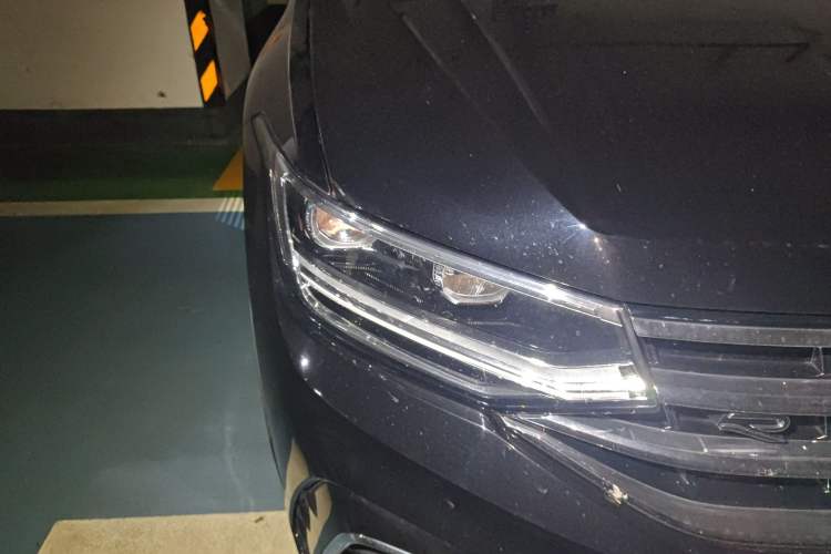 Used Volkswagen Tiguan L 2024 330TSI Automatic Two-Wheel Drive R-Line Enhanced Edition
