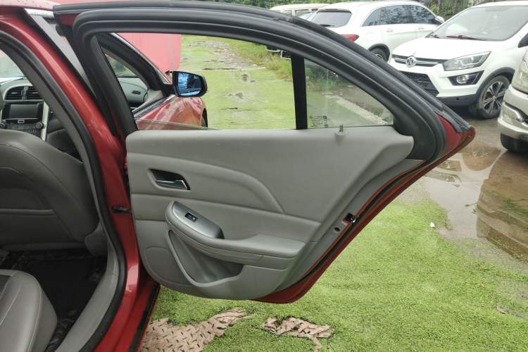 Used Chevrolet Malibu 2014 2.0L Automatic Luxury Edition