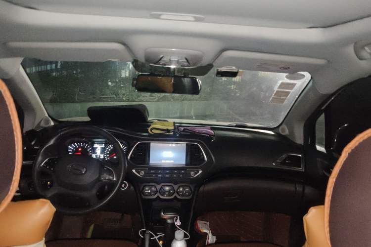 Used GAC Trumpchi GS4 2015 200T G-DCT Luxury Edition Headliner