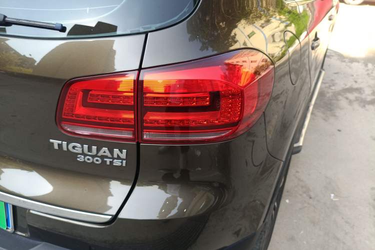 Used Volkswagen Tiguan L 2016 300TSI Automatic Two-Wheel Drive Luxury Edition