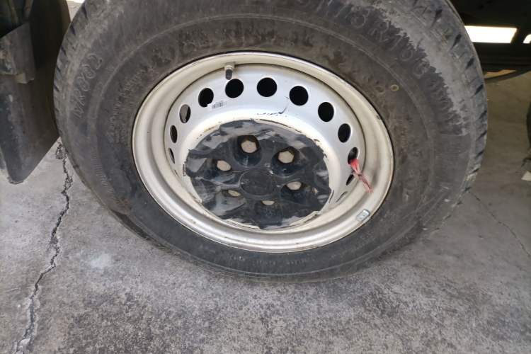 Used Iveco Eurocargo 2021 2.0T Manual Super Rui Short Wheelbase High-Roof Manual Door F1A