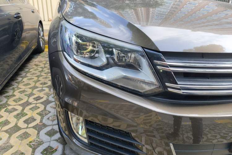 Used Volkswagen Tiguan 2015 1.8TSI Automatic Two-Wheel Drive Luxury Model
