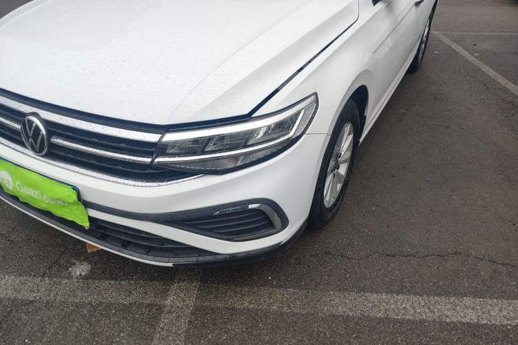 Used Volkswagen Bora 2023 1.5L Automatic Changer Limited Edition Left Front Headlight