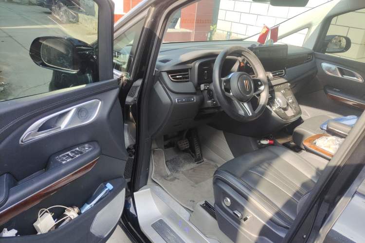 Used Hongqi HQ9 PHEV 2024 2.0T Four-Wheel Drive Luxury Edition
