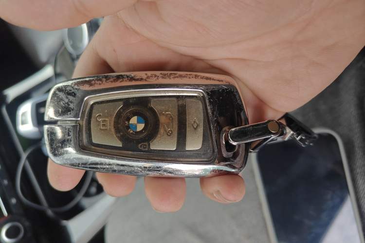 Used BMW 5 Series 2017 525Li Luxury Design Package Vehicle Key