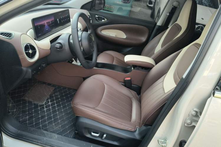 Used Wuling Bingo 2024 333 km Lingxi Connected Version Left Front Seat
