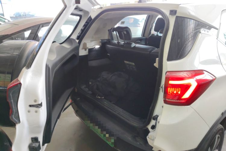 Used BYD Yuan New Energy 2019 EV535 Smart Connect Trendsetting Model
