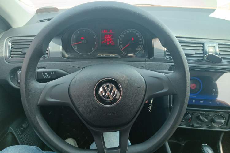 Used Volkswagen Santana 2019 1.5L Automatic Fashion Edition China VI Steering Wheel