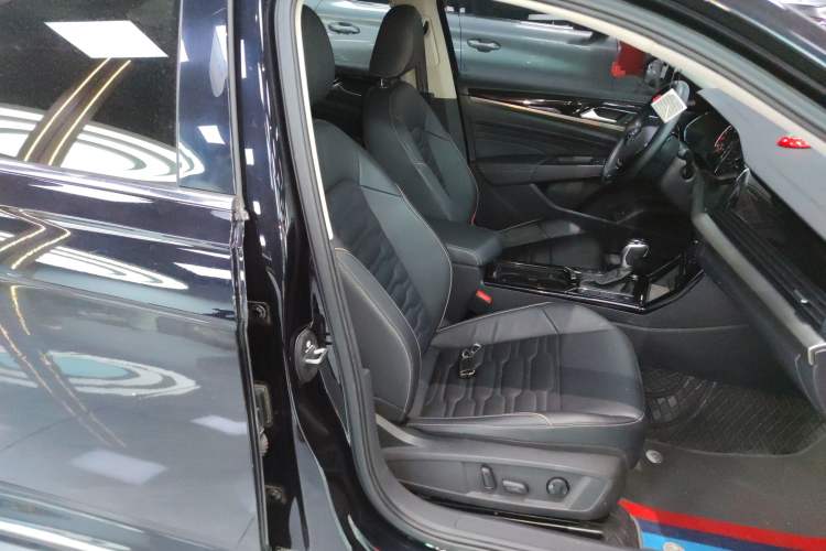 Used Volkswagen Passat 2021 330TSI Elite Edition