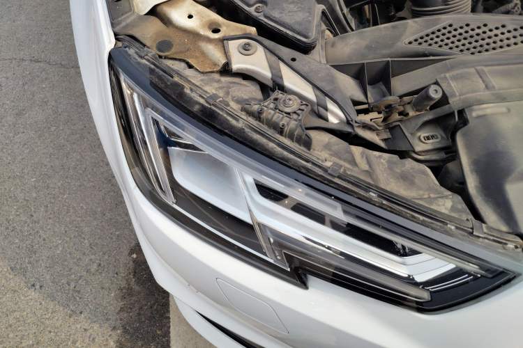 Used Audi A4L 2019 40 TFSI Fashion Edition China VI Emission Standard