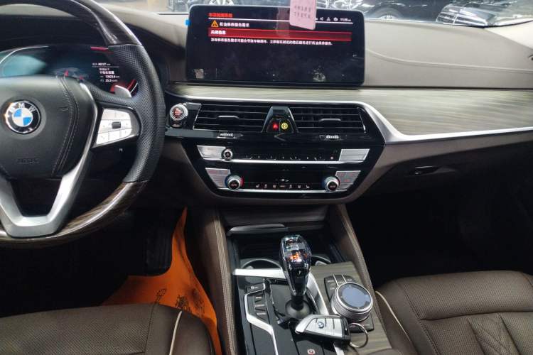 Used BMW 5 Series 2021 Restyled 530Li Leading Edition Luxury Package