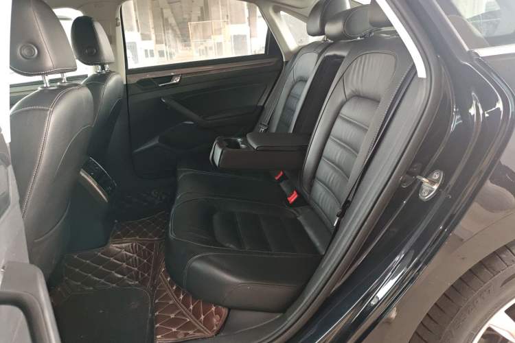 Used Volkswagen Passat 2017 330TSI DSG Luxury Edition Left Rear Seat