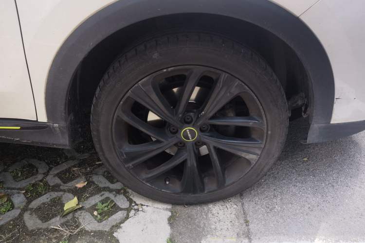 Used Roewe RX5 New Energy 2020 ePLUS National Trend Ronglin Luxury Edition Right Front Wheel Hub