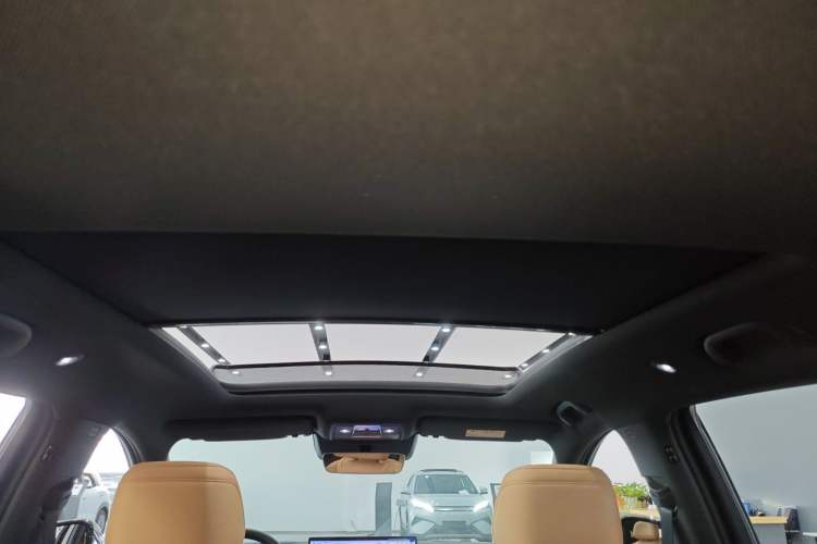 Used BYD Song L DM-i 2025 Intelligent Driving Version 160 km Beyond-Range Type