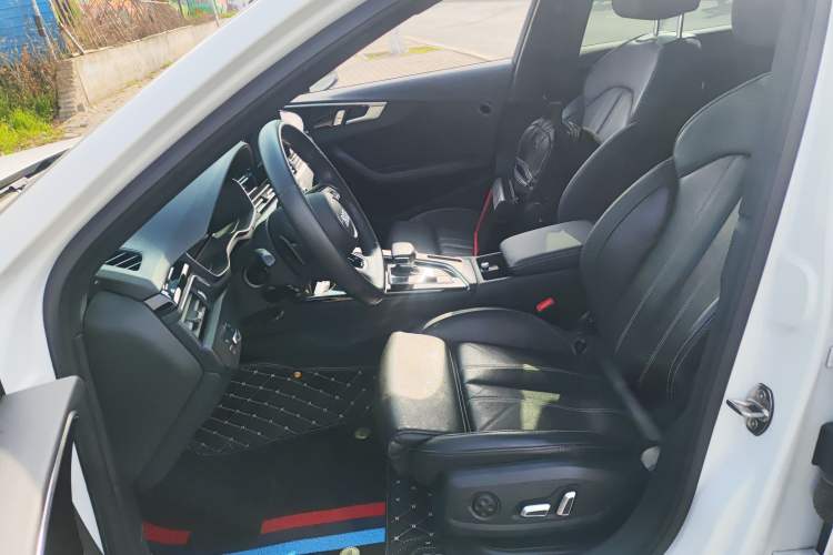 Used Audi A4L 2024 40 TFSI Luxury Dynamic Edition