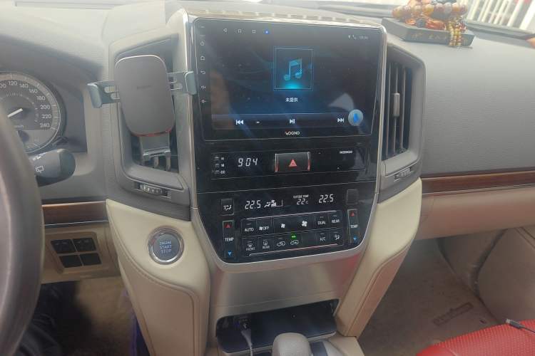 Used Toyota Land Cruiser 