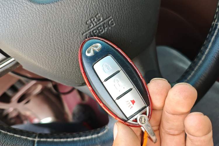 Used Infiniti QX50 2015 2.5L Enjoyment Edition