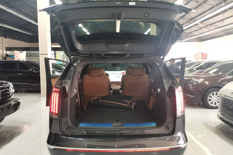 Used Hyptec HL 2025 700 Ultra Six-Seater All-Wheel-Drive LiDAR Version