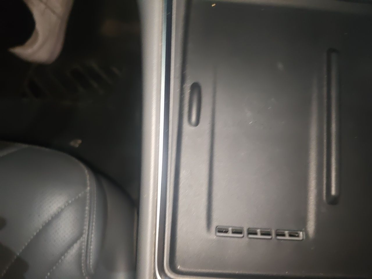 Geely Galaxy L6 2025 EM-i 140km Starship Edition — снимка 17