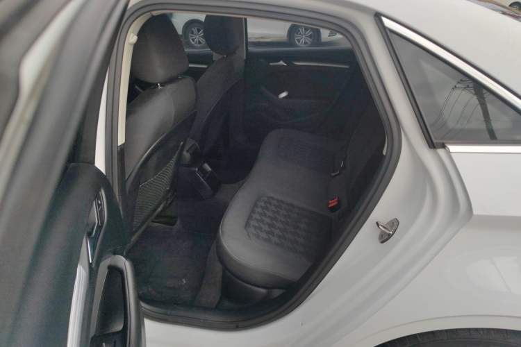 Used Audi A3 2016 Limousine 35 TFSI Prestige Edition
