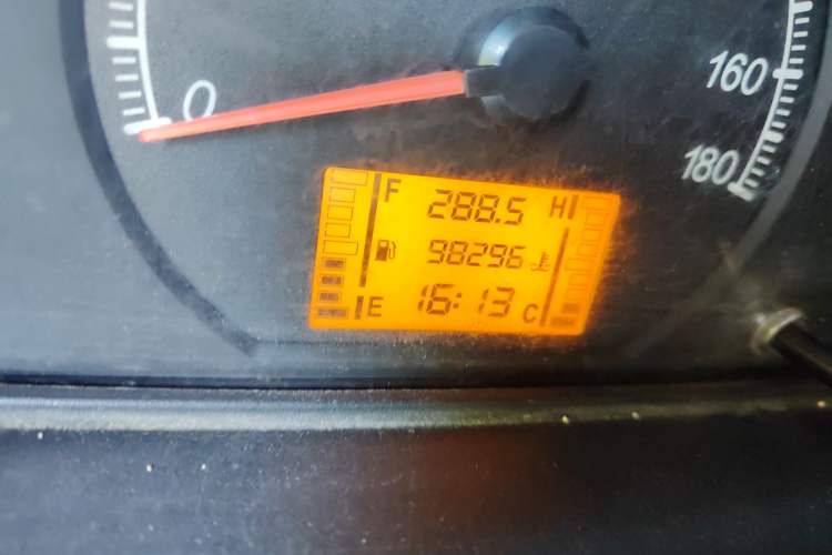 Used Wuling Zhiguang 2015 1.2L Practical LS-I Model