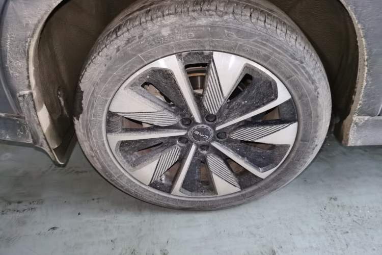 Used BYD Song PLUS New Energy 2025 EV 520km Luxury Version