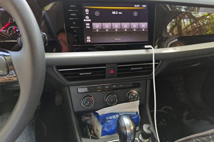 Used Volkswagen Lavida 2021 280TSI DSG Comfort Edition Audio And AC Panel