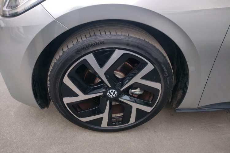 Used Volkswagen ID.3 2024 Intelligent Edition Left Front Wheel Hub