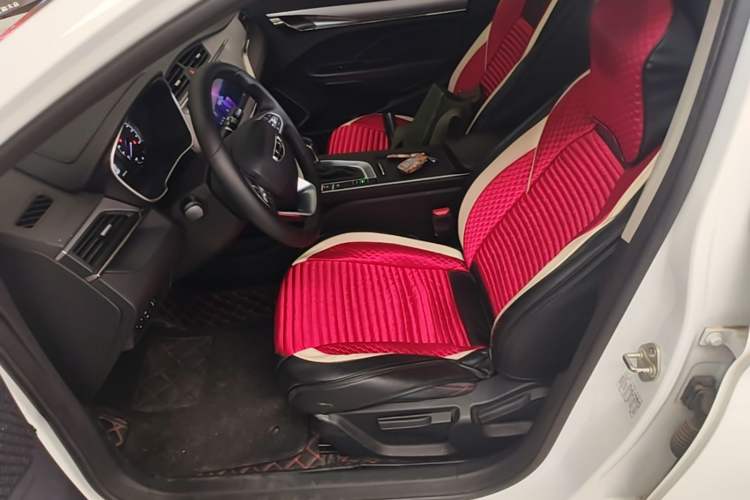 Ojetý Geely Auto Binray 2020 1.4T CVT Asian Games Edition