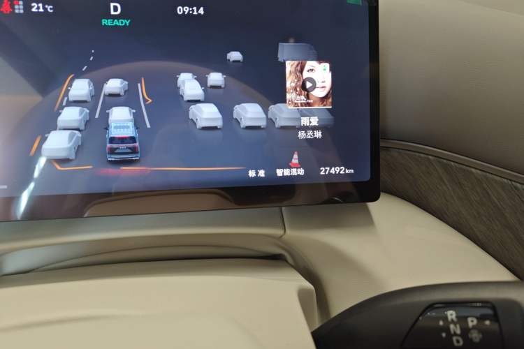 Used Wey Gaoshan 2025 Four-Wheel Drive Alpine 9 Odometer Close Up